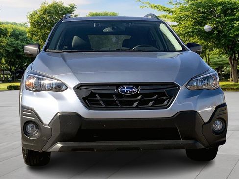 Used 2021 Subaru Crosstrek 2.5i Sport w/ Moonroof Package image 2
