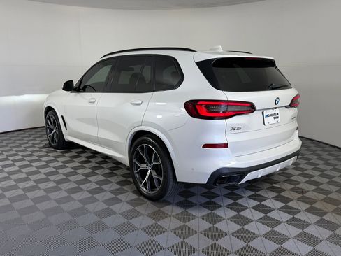 Used 2022 BMW X5 sDrive40i w/ M Sport Package image 3