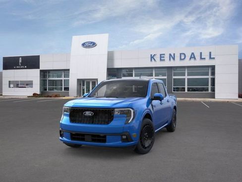 New 2025 Ford Maverick Lobo image 2