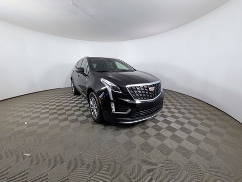 Certified 2023 Cadillac XT5 Premium Luxury w/ LPO, Floor Liner Package image 32