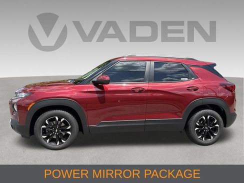 Used 2023 Chevrolet TrailBlazer LT w/ Convenience Package FWD image 9
