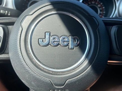 Used 2021 Jeep Wrangler Unlimited Sport AWD/4WD image 22
