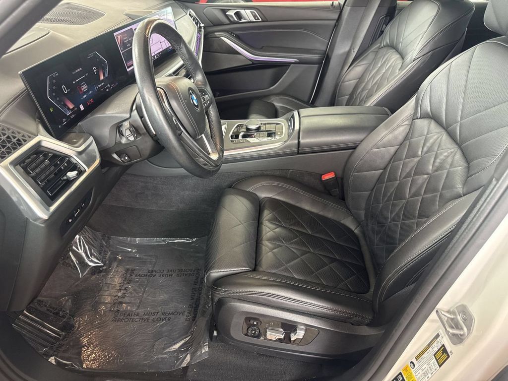 Used 2024 BMW X5 xDrive40i AWD/4WD image 12