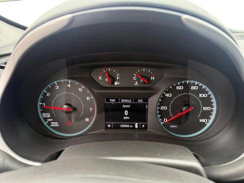 Used 2023 Chevrolet Malibu LS FWD image 11