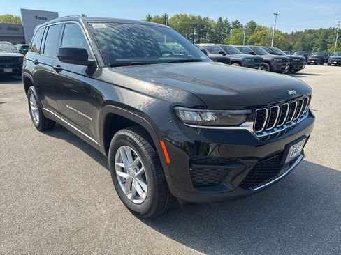 New 2026 Jeep Grand Cherokee Laredo AWD/4WD image 7