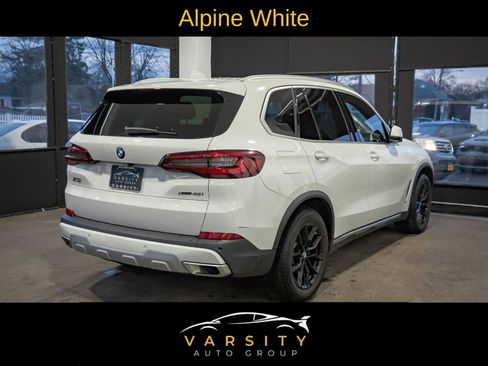 Used 2023 BMW X5 xDrive40i w/ Premium Package image 4