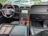Used 2016 Lincoln Navigator Select image 2