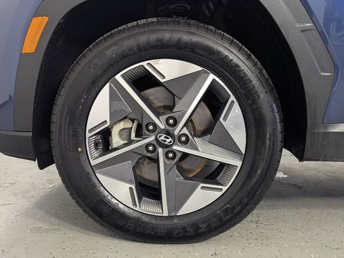 Certified 2025 Hyundai Tucson SEL AWD/4WD image 9
