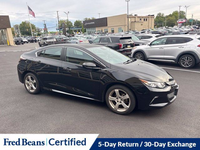 Used 2017 Chevrolet Volt LT FWD image 4