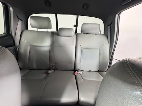 Used 2011 Toyota Tacoma 4x4 Double Cab w/ SR5 Pkg #2 image 6
