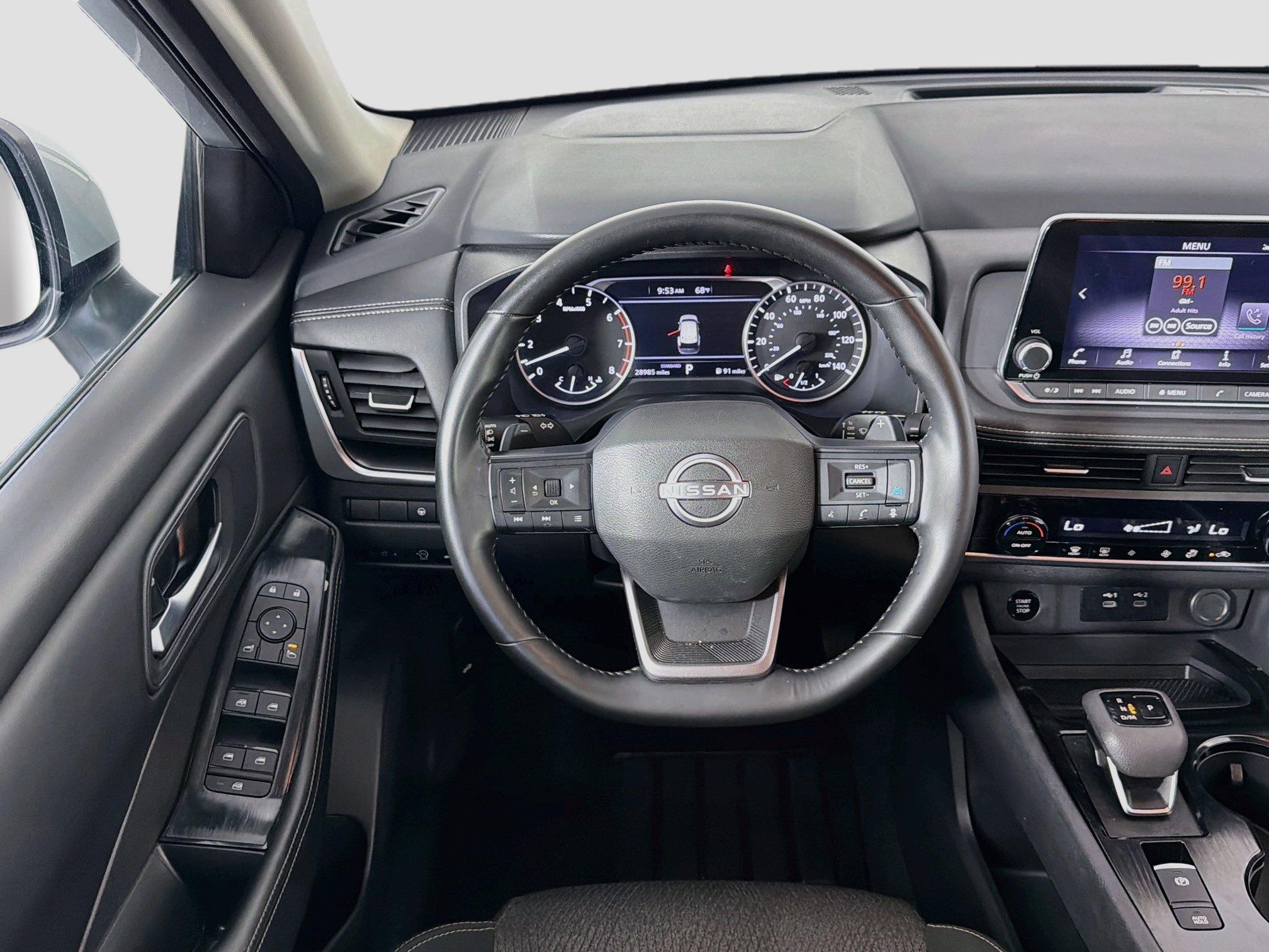 Used 2025 Nissan Rogue SV FWD image 18