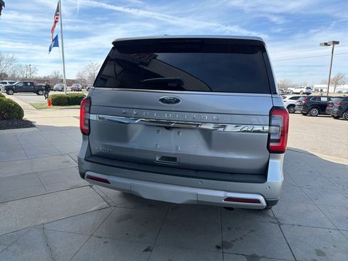 Used 2023 Ford Expedition Max Limited image 7