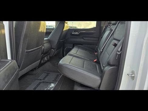 Used 2024 GMC Sierra 1500 SLT AWD/4WD image 13