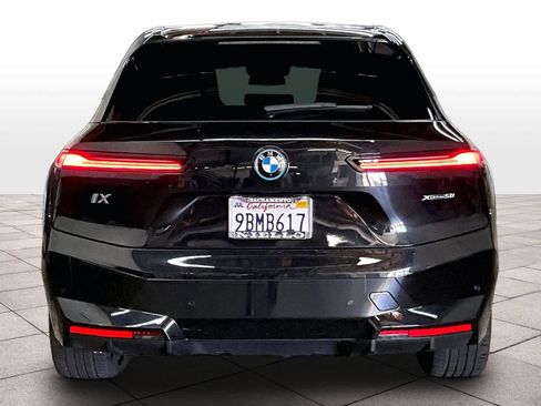 Certified 2022 BMW iX xDrive50 w/ Sport Package image 7