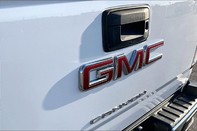 Used 2021 GMC Canyon Elevation w/ Trailering Package RWD image 8