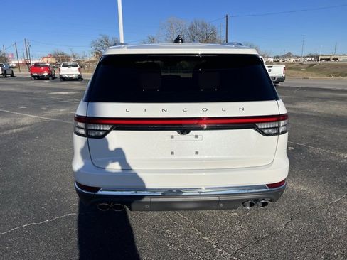 New 2026 Lincoln Aviator Reserve image 5