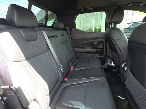 Certified 2024 Hyundai Santa Cruz Limited AWD/4WD image 10