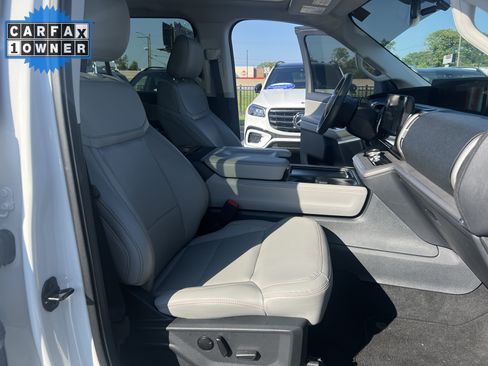 Used 2025 Ford Expedition Max Active AWD/4WD image 35