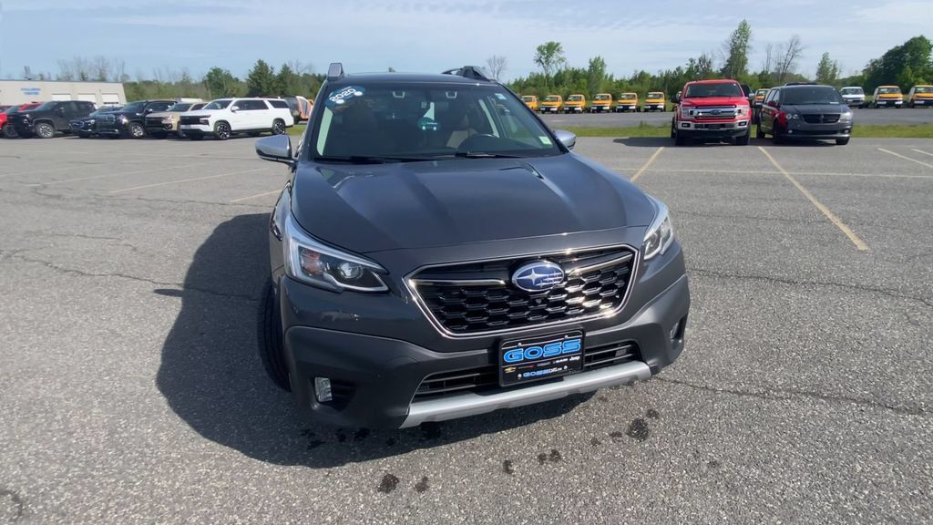 Used 2020 Subaru Outback Touring AWD/4WD image 3