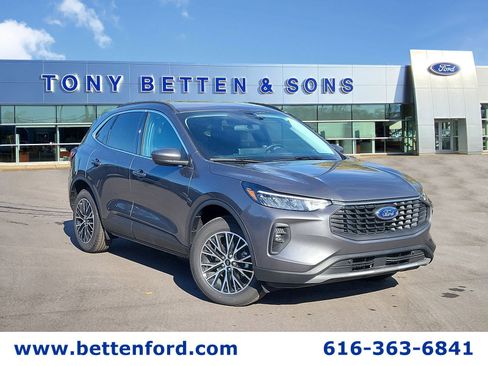 New 2026 Ford Escape SE FWD image 8