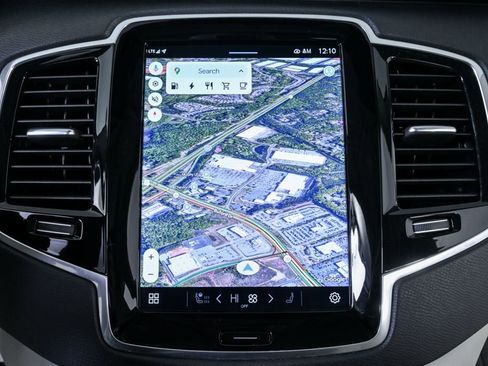 Certified 2024 Volvo XC90 T8 Plus w/ Protection Package Premier image 16