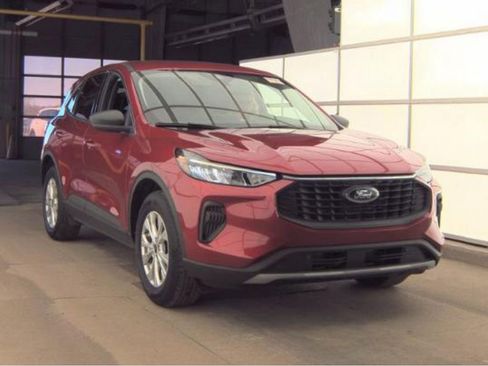 Used 2023 Ford Escape Active AWD/4WD image 4