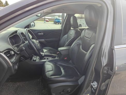 Used 2021 Jeep Cherokee Latitude Lux image 7