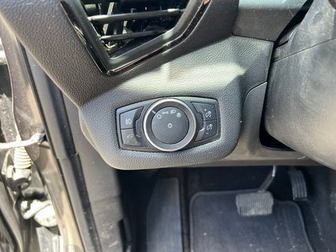 Used 2018 Ford Escape SEL AWD/4WD image 15