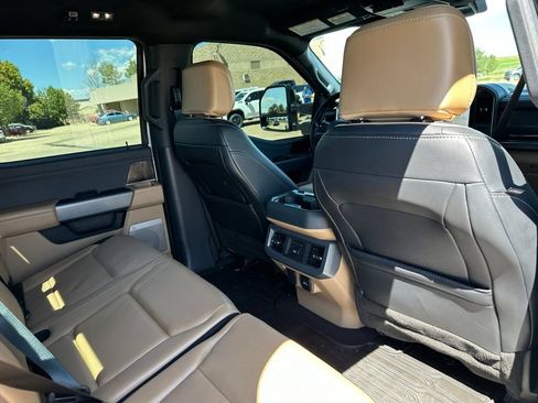 Used 2024 Ford F250 Lariat w/ Sport Appearance Package AWD/4WD image 25