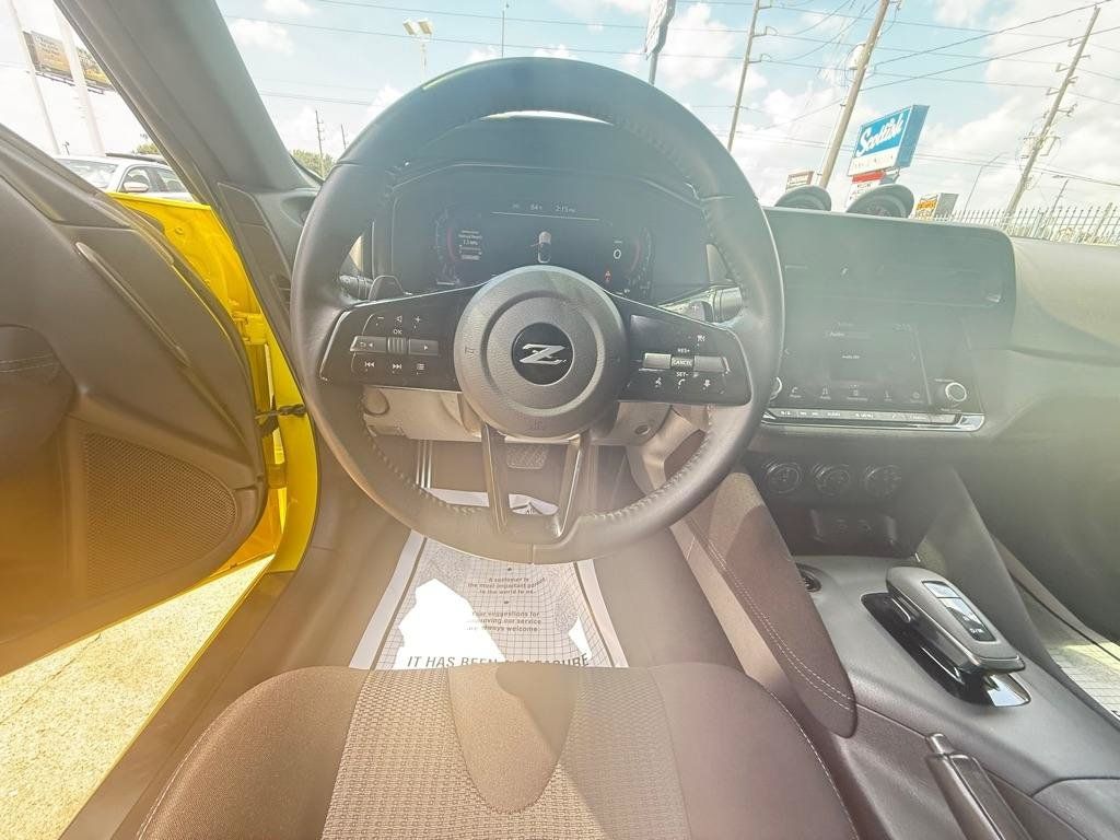 Used 2024 Nissan Z Sport w/ Floor Mat Package RWD image 20