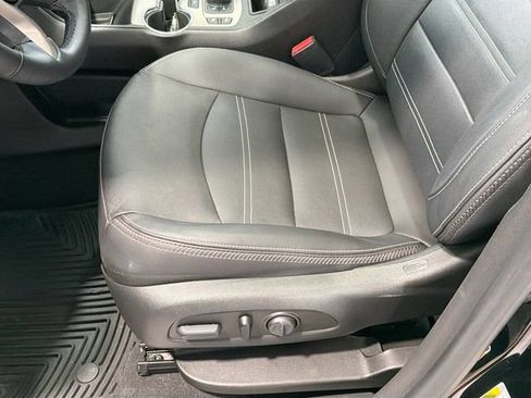 Used 2023 GMC Terrain Denali AWD/4WD image 19