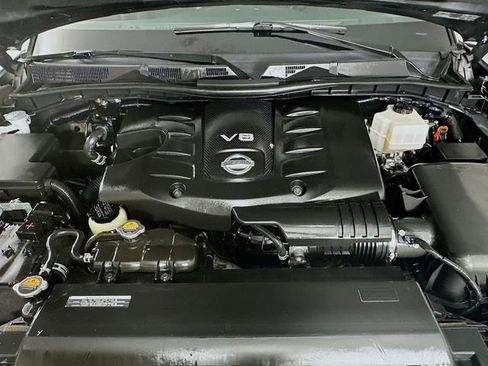 Used 2023 Nissan Armada SL image 29