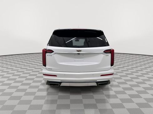 Certified 2023 Cadillac XT6 Premium Luxury image 9