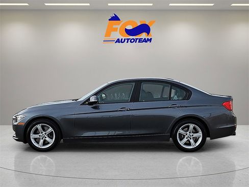 Used 2012 BMW 328i 328i image 2