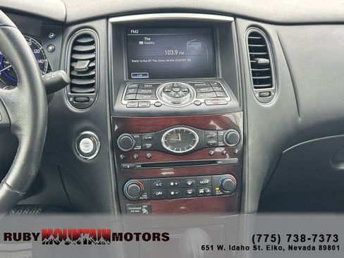 Used 2011 INFINITI EX35 Journey w/ Premium Pkg image 16