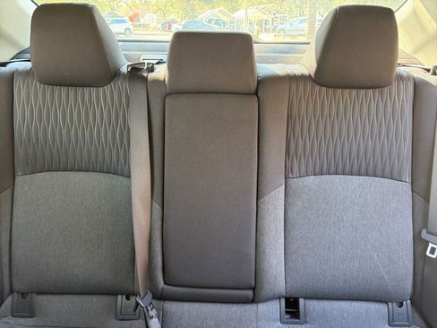 Used 2025 Toyota Camry LE image 32