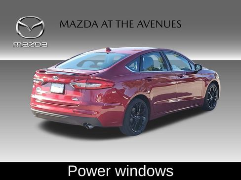 Used 2019 Ford Fusion SE w/ Equipment Group 151A image 4