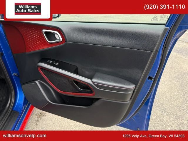 Used 2020 Kia Soul GT-Line Turbo FWD image 16