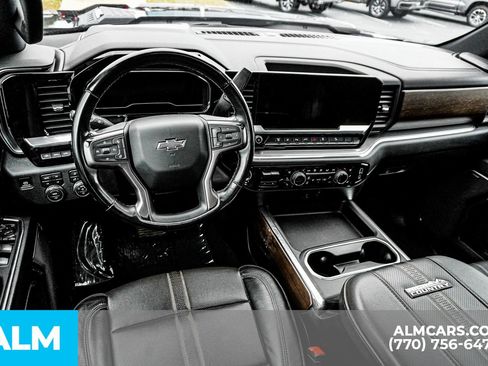 Used 2024 Chevrolet Silverado 3500 High Country image 26