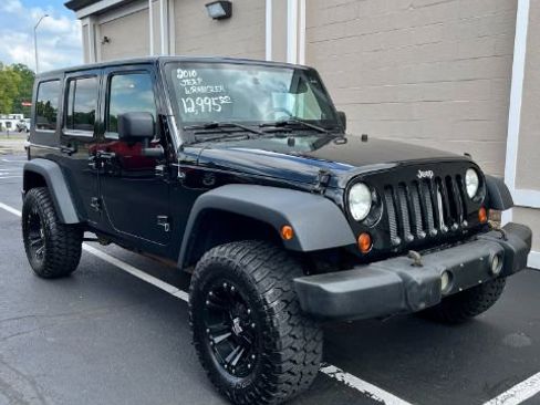 Used 2010 Jeep Wrangler Unlimited Sport image 2