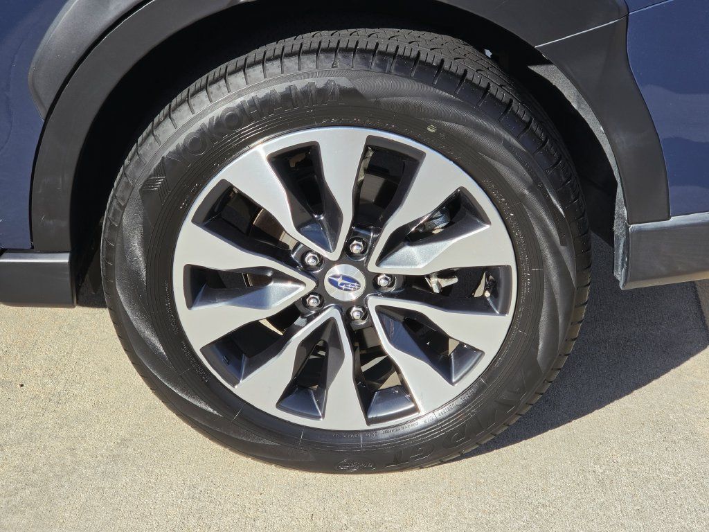 Used 2024 Subaru Outback Limited AWD/4WD image 8