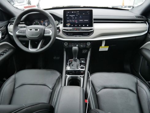 New 2026 Jeep Compass Limited image 8