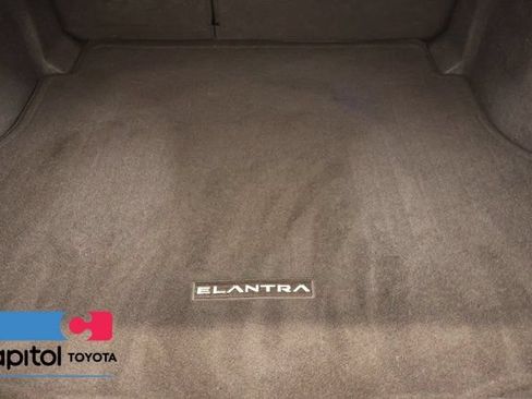 Used 2023 Hyundai Elantra Limited FWD image 28