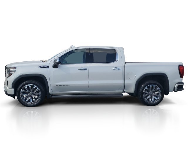 Used 2023 GMC Sierra 1500 Denali w/ Denali Reserve Package AWD/4WD image 4