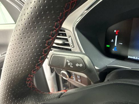 Used 2025 Ford Escape ST-Line AWD/4WD image 37