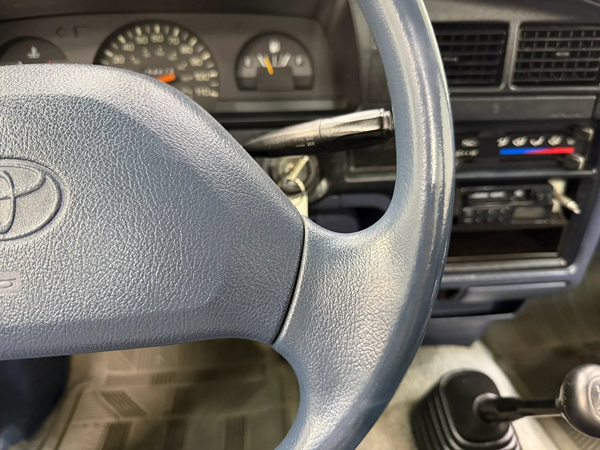 Used 1995 Toyota Pickup 2WD Regular Cab image 22
