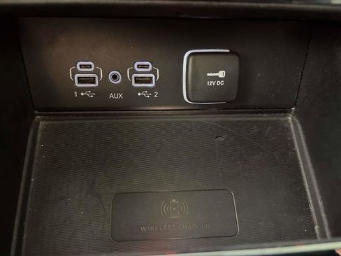 Used 2024 Jeep Grand Cherokee L Laredo AWD/4WD image 19