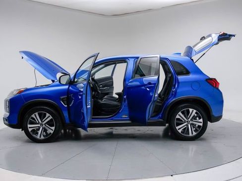 Used 2024 Mitsubishi Outlander Sport SE AWD/4WD image 19