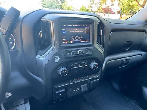 Used 2022 Chevrolet Silverado 2500 Custom w/ Custom Value Package AWD/4WD image 40