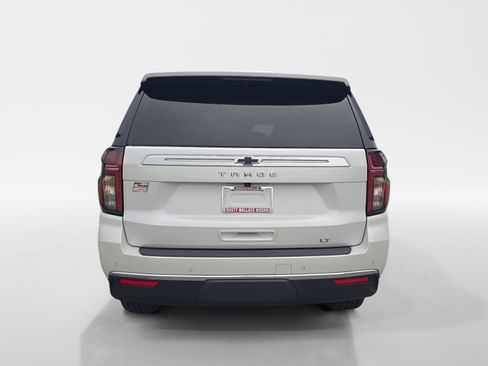 Used 2023 Chevrolet Tahoe LT w/ Luxury Package AWD/4WD image 4
